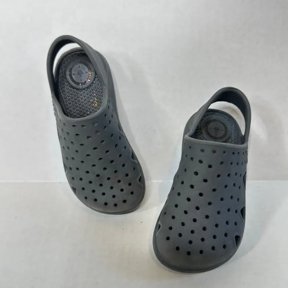 Totes Kids Splash Size US 7 to 8 Gray Slipon Comfy Clog Water Shoes Summer Pool